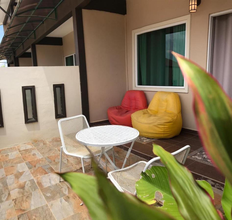 Destini Akef Villa Pantai Cenang  Exterior photo