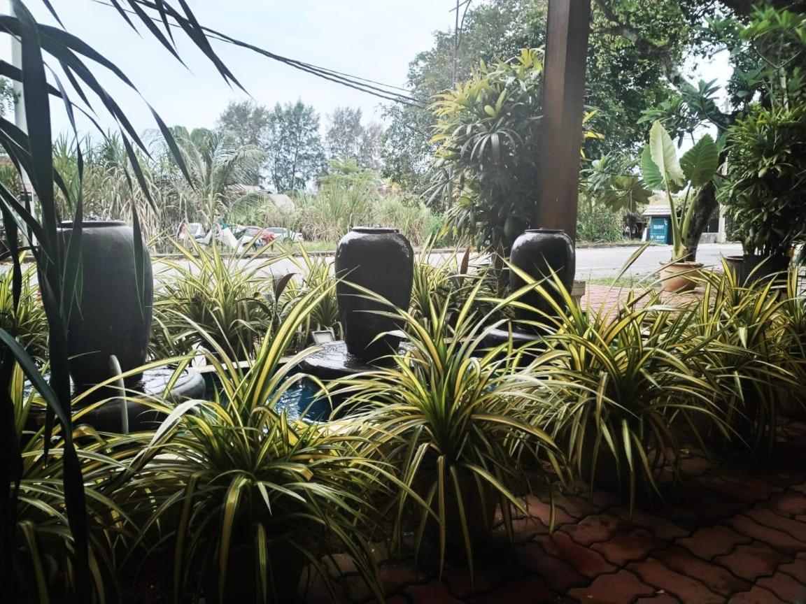 Destini Akef Villa Pantai Cenang  Exterior photo